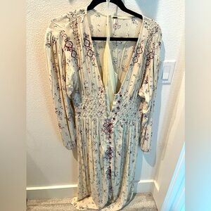 Free people dress! Super beautiful- worn once